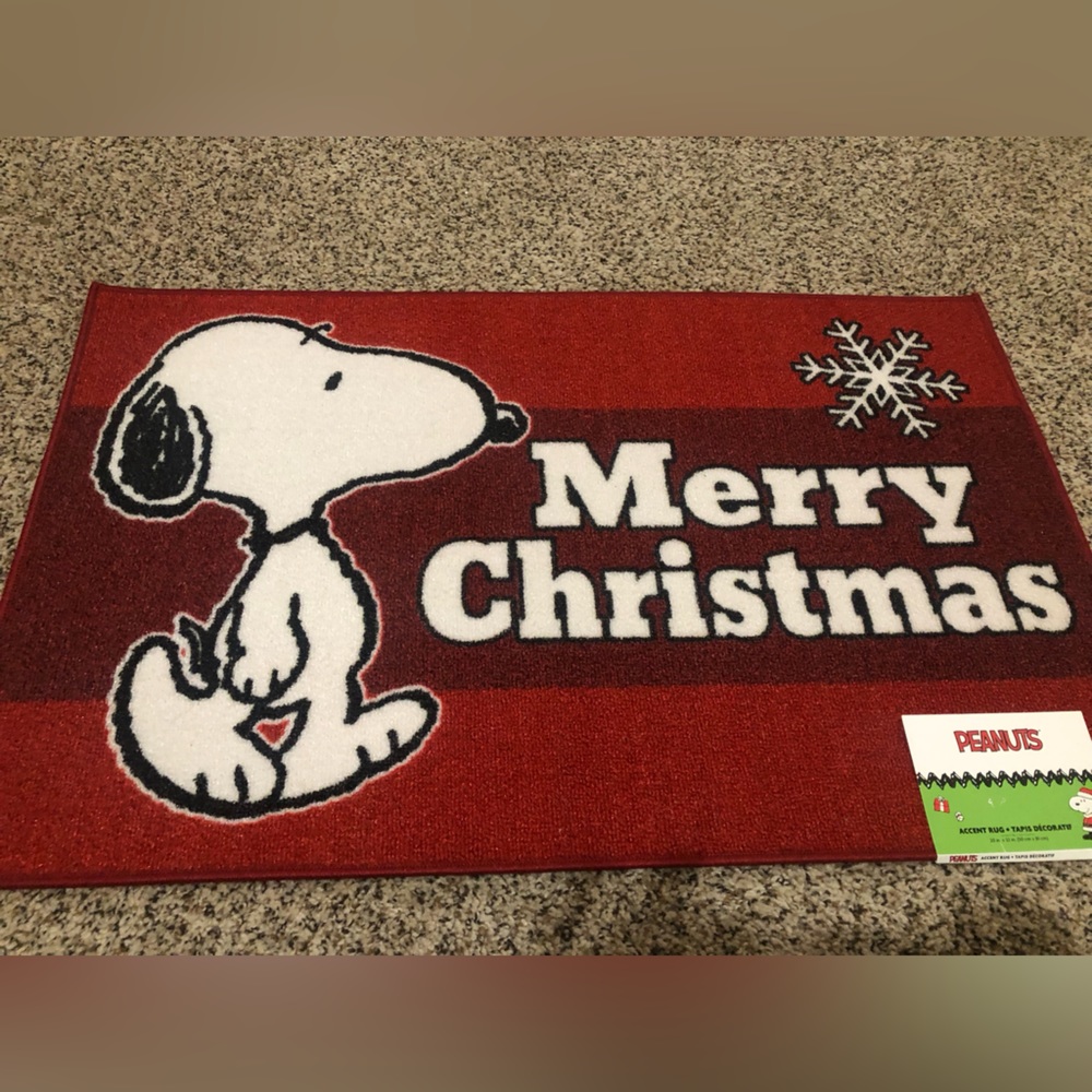 Snoopy Christmas Accent Rug